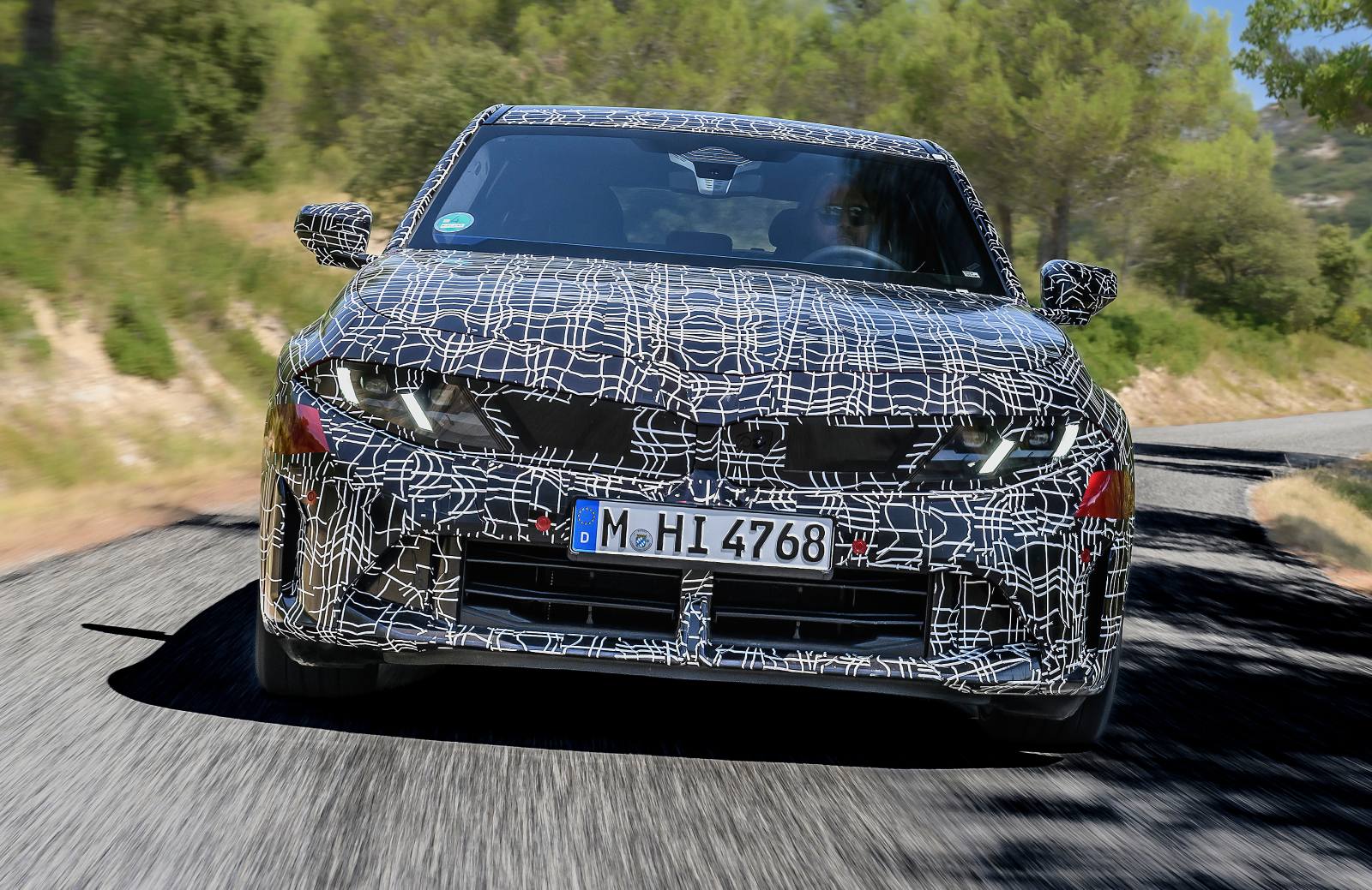 BMW M350 xDrive Neue Klasse camo